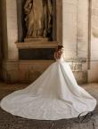 images/wedding/ball_gown/BA_005/BA-005-2 PS.jpg